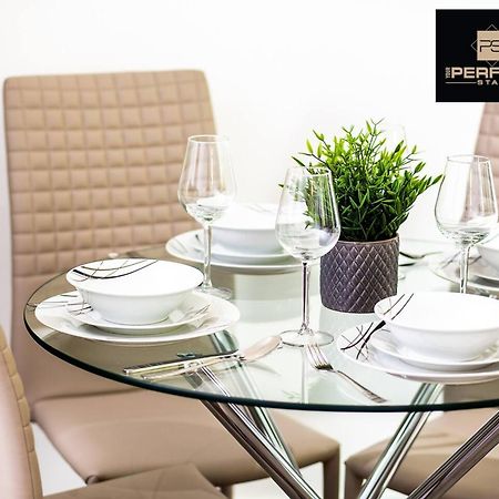 Luxe Modern Apartment By Your Perfect Stay Short Lets Бирмингам Екстериор снимка