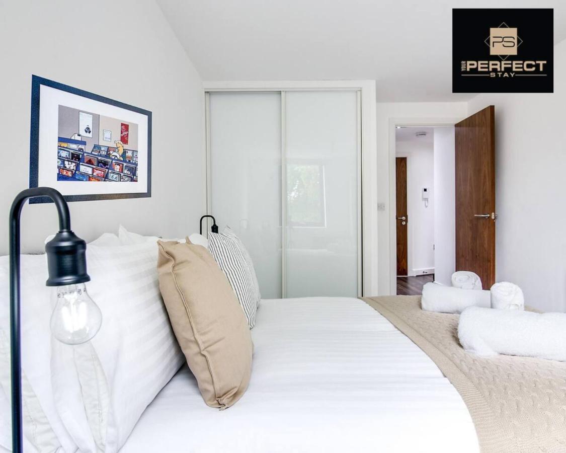 Luxe Modern Apartment By Your Perfect Stay Short Lets Бирмингам Екстериор снимка