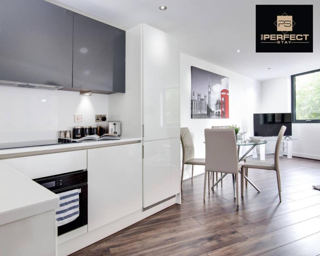 Luxe Modern Apartment By Your Perfect Stay Short Lets Бирмингам Екстериор снимка