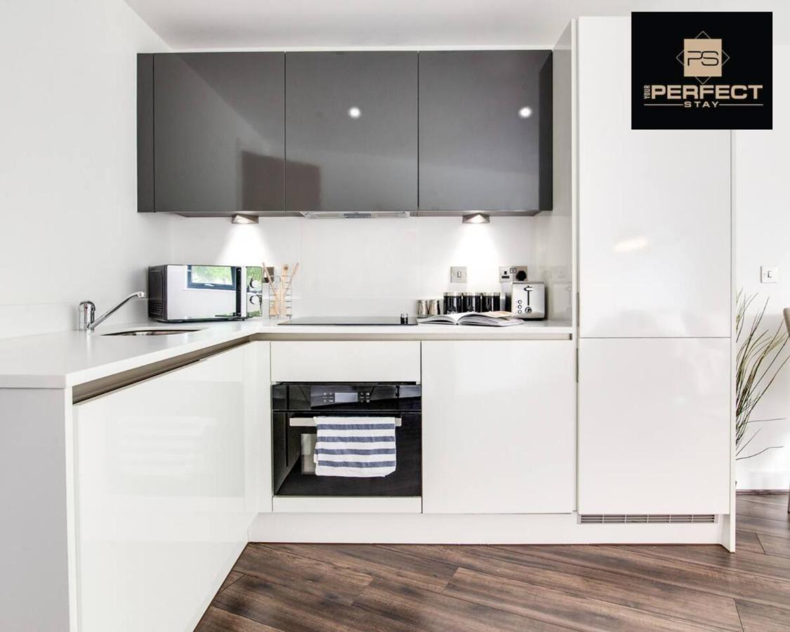Luxe Modern Apartment By Your Perfect Stay Short Lets Бирмингам Екстериор снимка