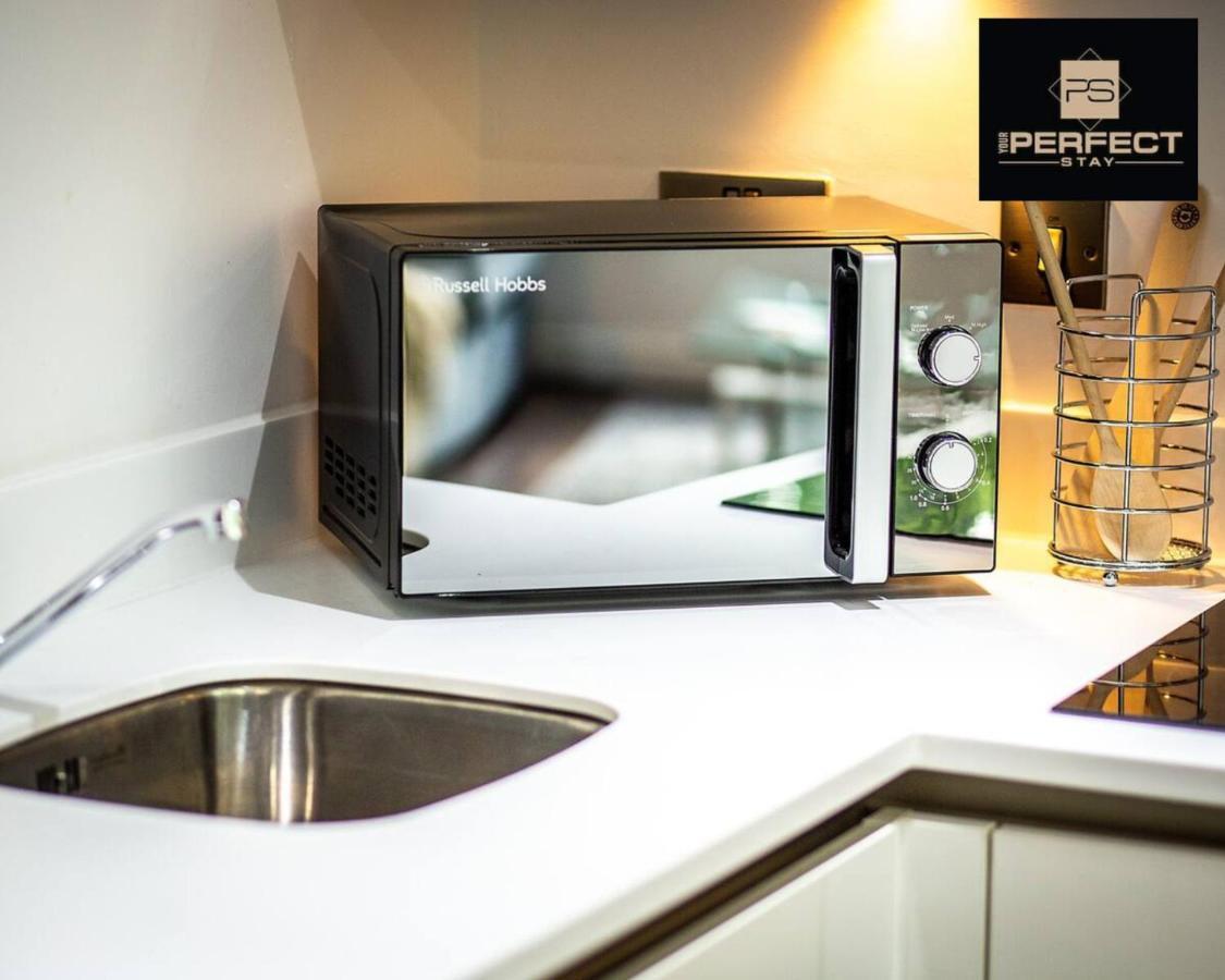 Luxe Modern Apartment By Your Perfect Stay Short Lets Бирмингам Екстериор снимка